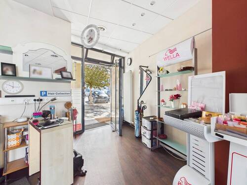 Eingang 3 - Gewerbeobjekt (Büro, Produktion, Verkauf) in Irrel zum Kaufen