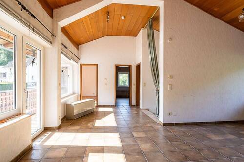 18326 Wohnzimmer Nebenhaus - 