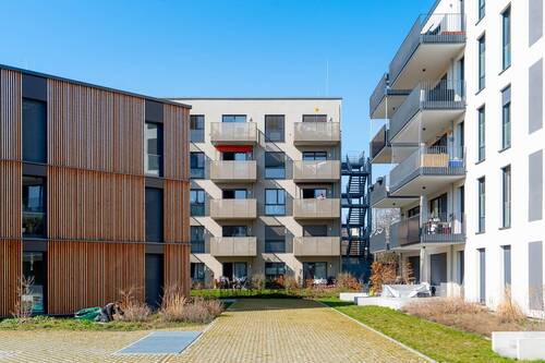 Ansicht Neubauten - 5 Zimmer Etagenwohnung zum Kaufen in Dresden