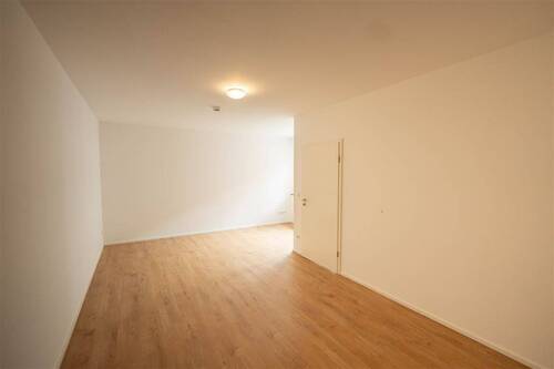 Wohnzimmer - Etagenwohnung mit 95,50 m&sup2; in Augsburg zur Miete