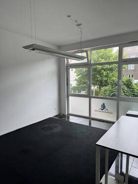 Foto 02.06.25, 11 05 34 (1) (1).jpg - 6 Zimmer Büro in Bremen