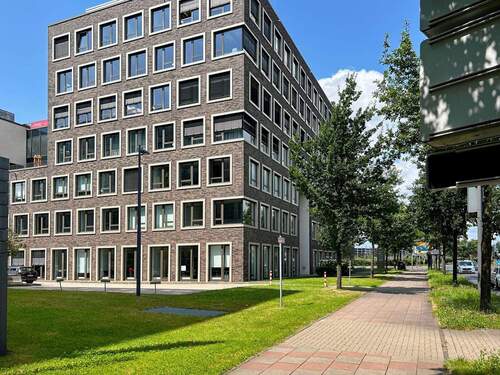 Regus_Deutz Cubus_Germany_Centre 2273_Building Ext - Büro zur Miete in Köln