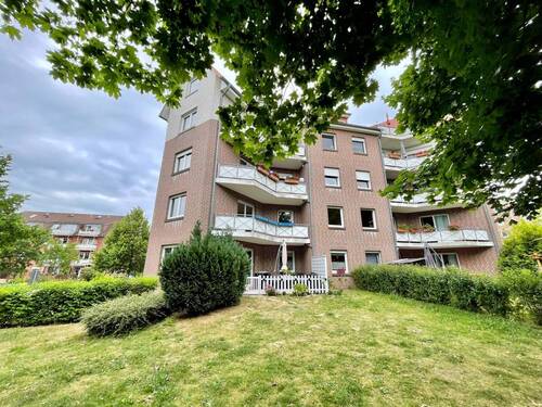 Rückansicht - 4 Zimmer Etagenwohnung in Bergen auf Rügen