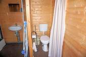 Sanitärhaus innen (1).JPG - 