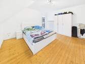 Schlafen - 3 Zimmer Etagenwohnung in Mannheim / Neckarau