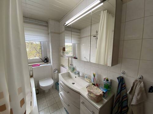 Badezimmer aus anderer Perspektive - 