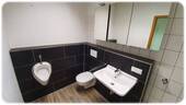 Personaltoilette mit Dusche - 