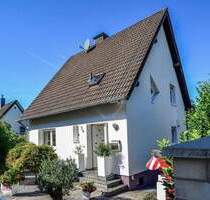 Haus verkauf - 789.000,00 EUR Kaufpreis, ca.  220,00 m² Wohnfläche in Bergisch Gladbach (PLZ: 51429) Lückerath
