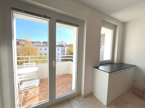 Ausblick Wohnzimmer.jpeg - Etagenwohnung mit 43,00 m² in Berlin zur Miete