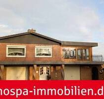 Einfamilienhaus mit Wintergarten, großer Dachterrasse, viel Nutzfläche und großzügiger Garage! - Steinbergkirche Quern