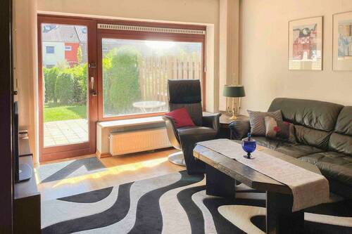Wohnzimmer - Reihenmittelhaus mit 66,10 m² in Lübeck zum Kaufen
