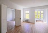 Erkerzimmer Wohnzimmer - Friedenau: sanierte 3-Zi-Altbau-Wohnung mit Wintergarten