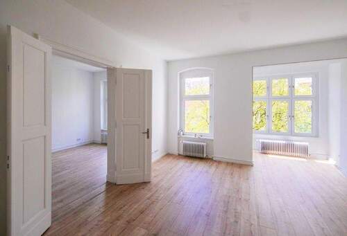 Erkerzimmer Wohnzimmer - Friedenau: sanierte 3-Zi-Altbau-Wohnung mit Wintergarten