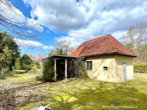 Gemauertes Gartenhaus - 