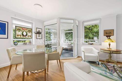 Esszimmer und Wintergarten - 