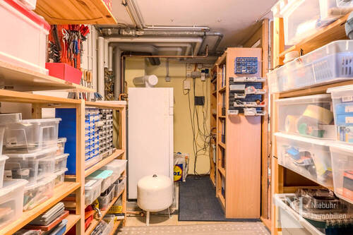 Werkstatt mit Heizungsanlage - 
