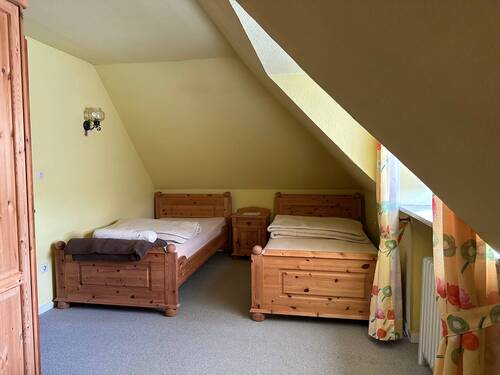 Zimmer 5 OG.jpg - 