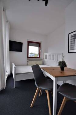 Zimmer 2 - 2 Zimmer Etagenwohnung zur Miete in Rostock
