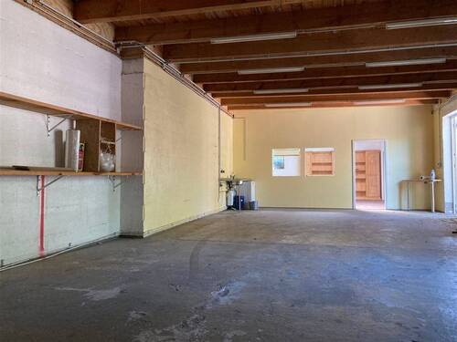 Innenansicht Gewerbehalle - 