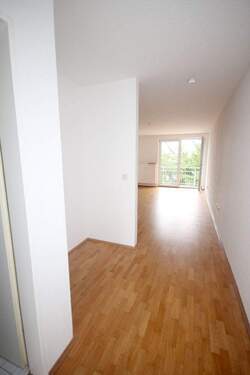 Flur - 2 Zimmer Etagenwohnung zur Miete in Döbeln