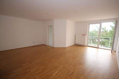 Wohnen - 2 Zimmer Etagenwohnung in Döbeln