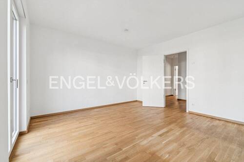 Schlafzimmer, Blick zum Flur - 
