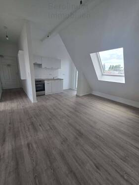 Wohnküche - Erstbezug nach Ausbau - Moderne 3-Zimmer-Wohnung mit 2 Balkonen