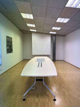 Besprechungszimmer 2.04 - 