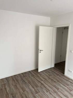 Zimmer 2 - 