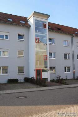 Dachgeschoss/Rechts oben - 2 Zimmer Etagenwohnung zum Kaufen in Eppingen