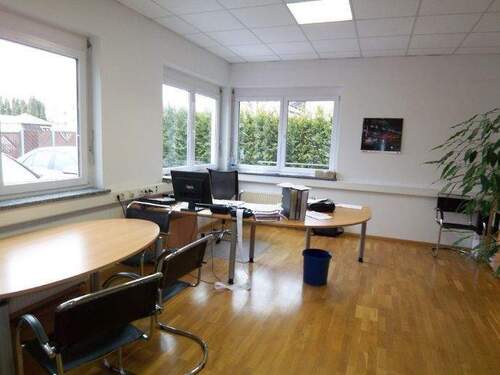 Bild 3 - Halle in Endingen