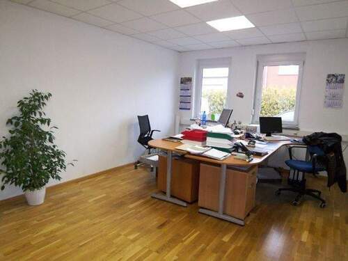 Bild 4 - Halle in Endingen zur Miete