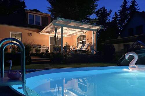 Urlaubsatmosphäre bei Nacht - 