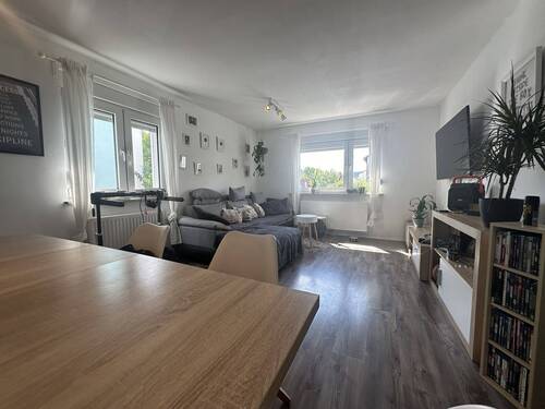 Wohn- und Essbereich - 3 Zimmer Einfamilienhaus zum Kaufen in Zell am Main