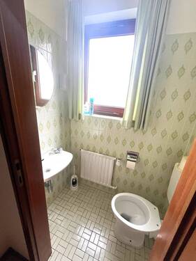 GÄSTE-WC EG - Mehrfamilienhaus, Wohnhaus mit 176,00 m² in Verden (Aller) zum Kaufen