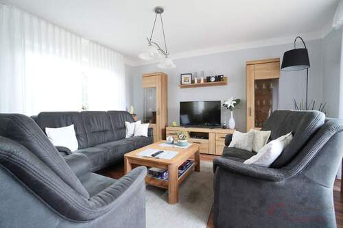 Wohn- und Esszimmer - 