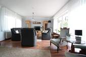 Wohn- und Esszimmer - 
