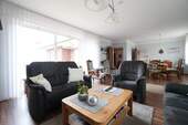 Wohn- und Esszimmer - 