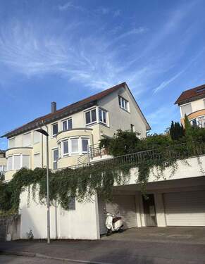 Bild 1 - Großzügige,lichtdurchflutete Doppelhaushälfte in Schorndorf-Süd