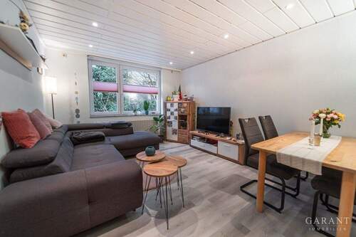 wohnen (2) - 3 Zimmer Etagenwohnung zur Miete in Stuttgart