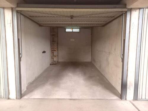 Garage 2 innen - 