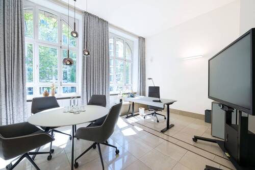 Tagesbüro - 
