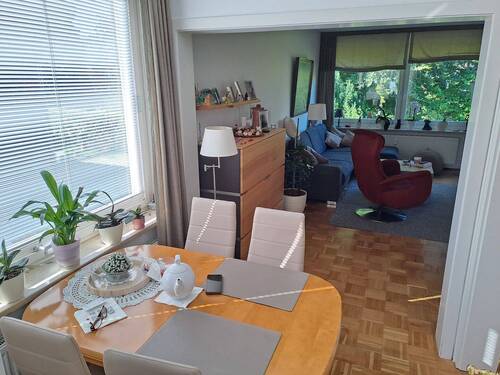 Wohn-/Esszimmer - 
