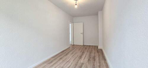 Zimmer - 2 Zimmer Etagenwohnung zur Miete in Bochum