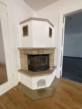 EG Kamin im Wohnzimmer - 