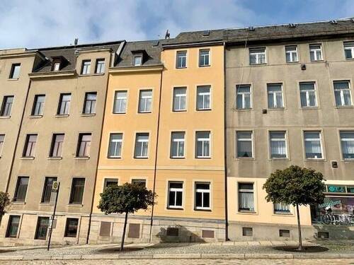 Hausansicht - Kleines Mehrfamilienhaus sucht Sie !