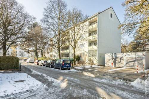 Ostansicht des Wohnhauses - 