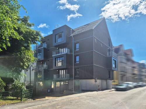 Außenansicht 2 - 1 Zimmer Mehrfamilienhaus, Wohnhaus zum Kaufen in Stuttgart