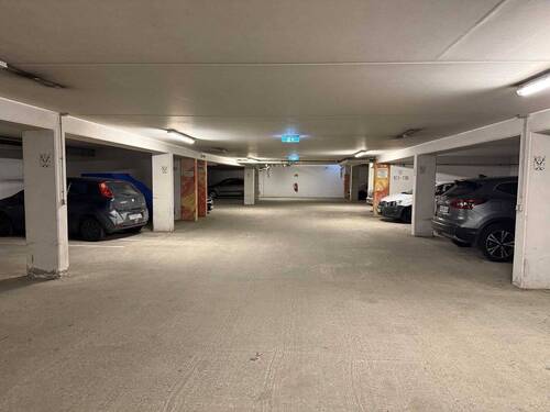 Tiefgarage - 