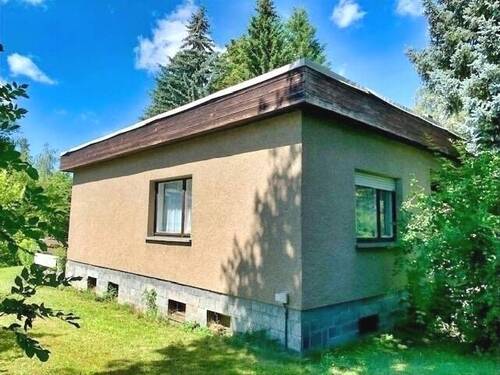 Hausansicht - 2 Zimmer Bungalow zum Kaufen in Reichenbach